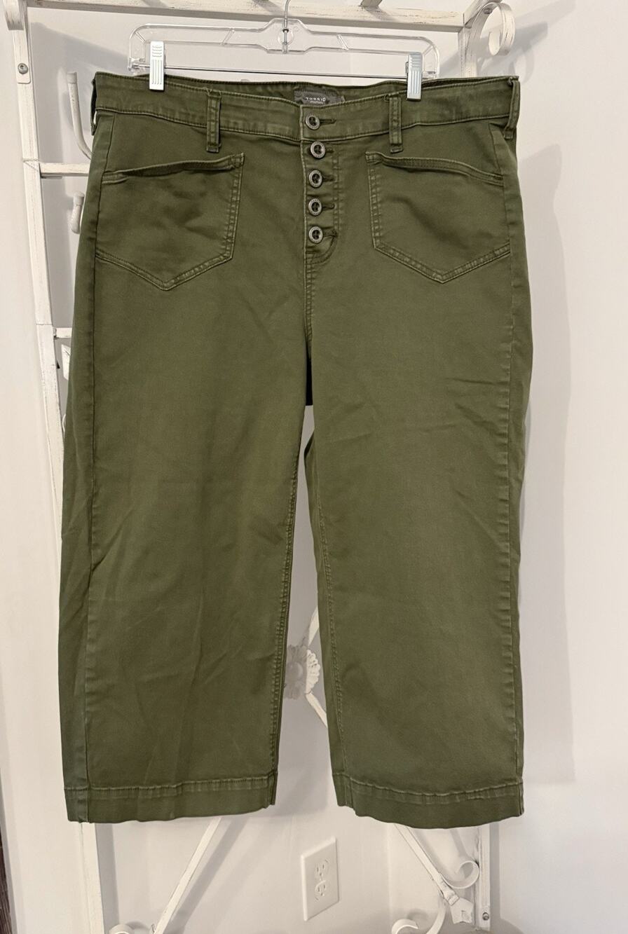 Torrid Crop Wide Leg Stretch Twill High Rise Patch Pocket Pant olive green 16